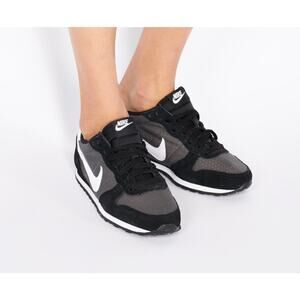 Nike Women Sneakers Sz. 5.5 Black Suede Grey/White Gennicco's EUC streetwear